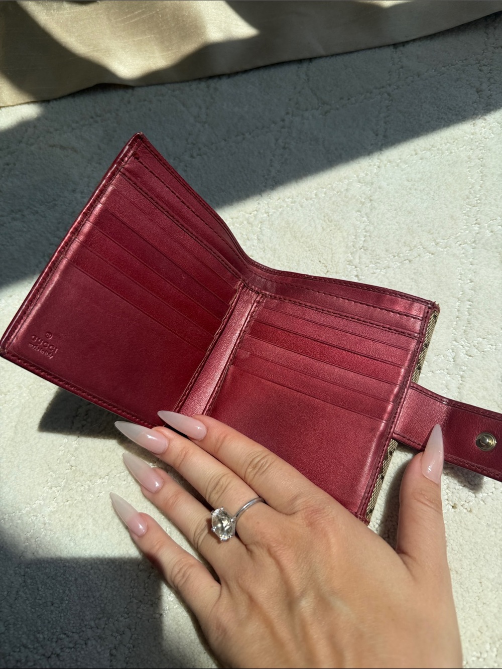 Gucci Heart Wallet - Picture 4 of 5